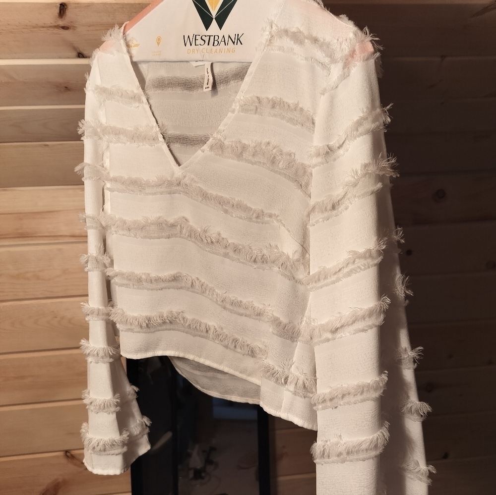 BCBGeneration white long sleeve top